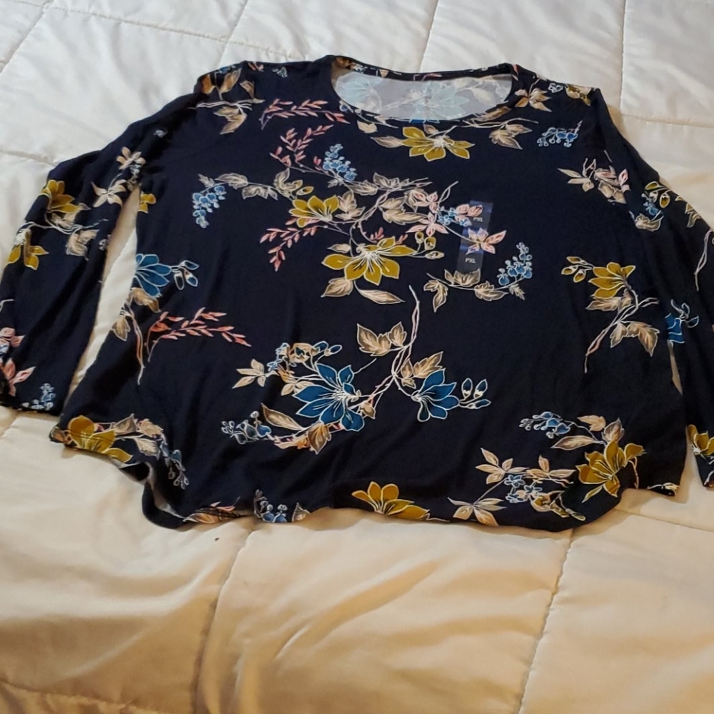 Apt 9 Flower shirt